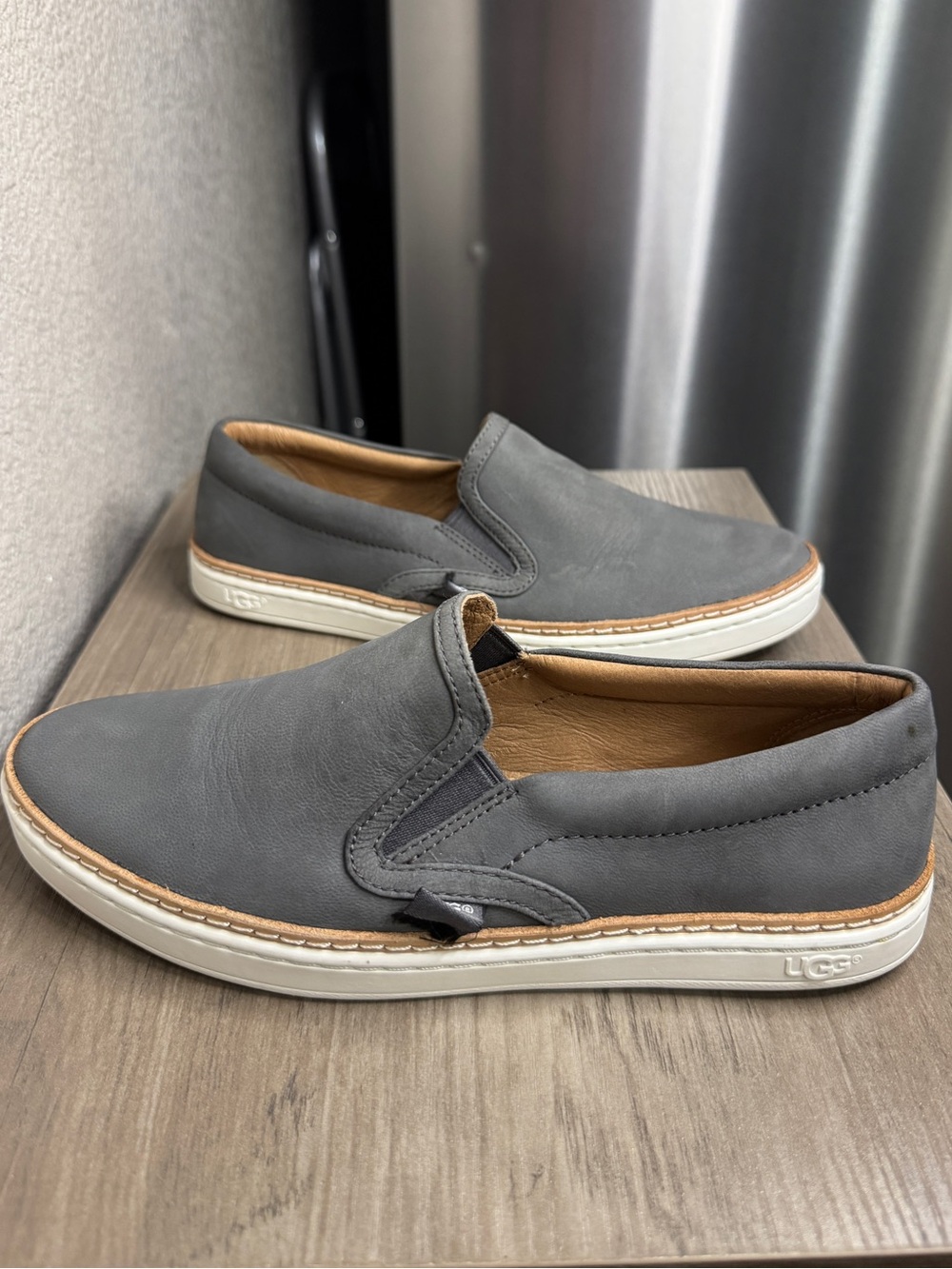 UGG Soleda Slip-On Sneakers Gray Leather Size 6.5 Comfort Casual Shoes